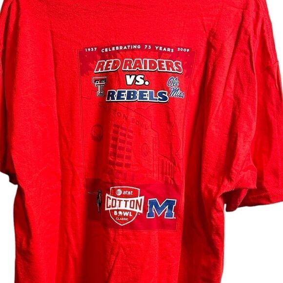 NWOT Gildan 2009 Cotton Bowl Texas Tech vs Ole Miss Red Short Sleeve Tee Size XL - Picture 3 of 6